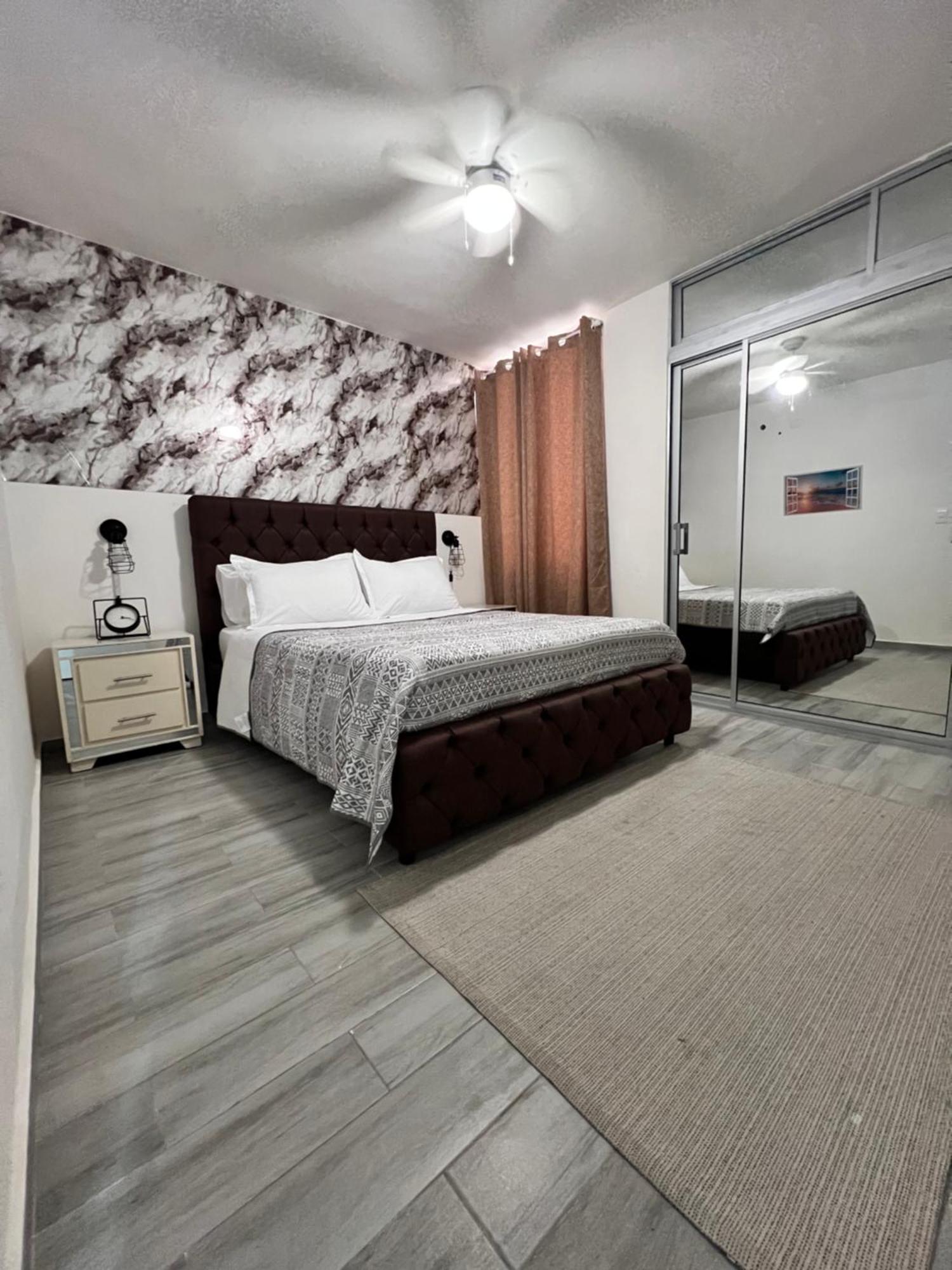 Lovely 3 Bedroom Condo Near Downtown And Foodies Punta Cana Exterior photo